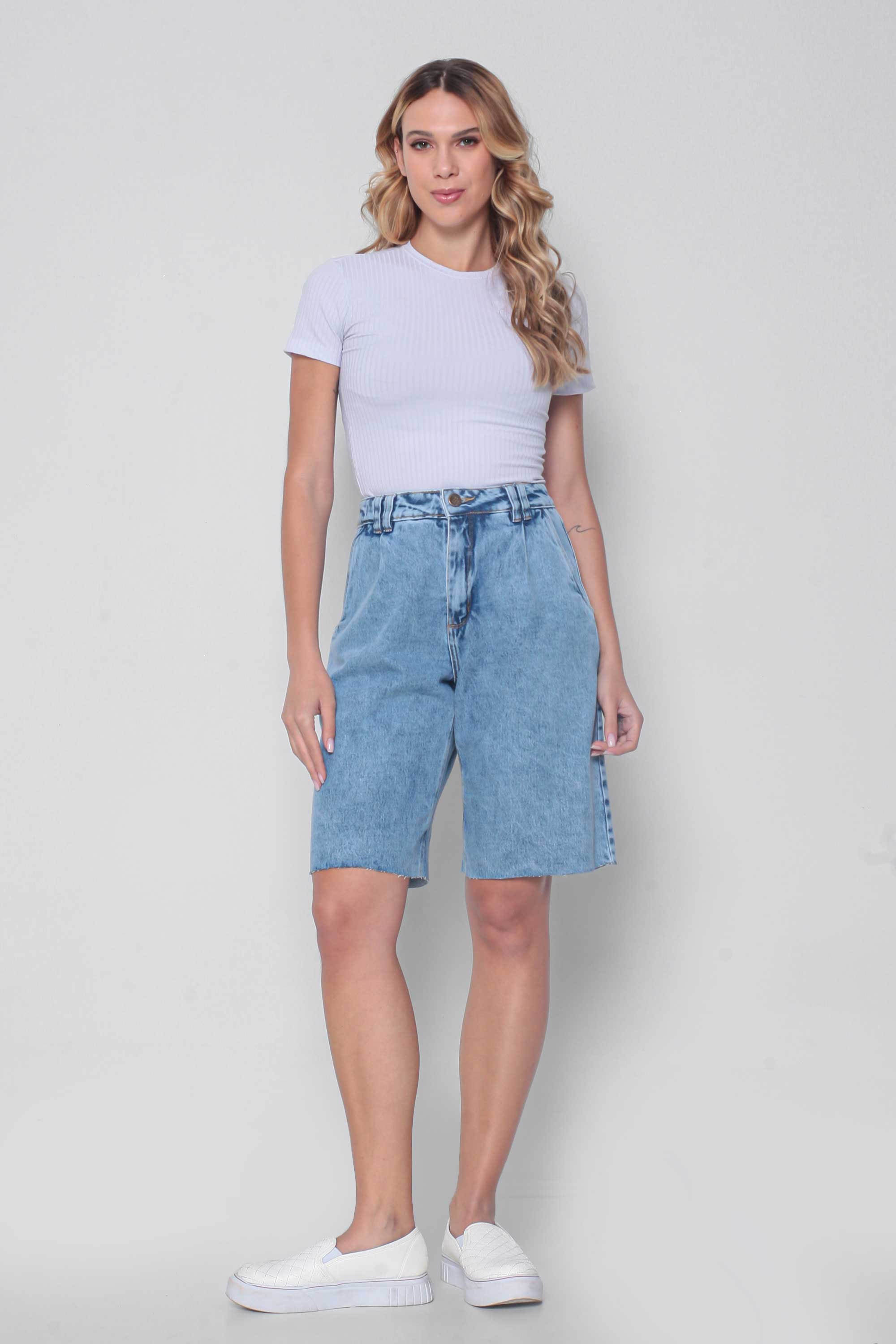 Bermuda Feminina Jeans Jorts com Pence