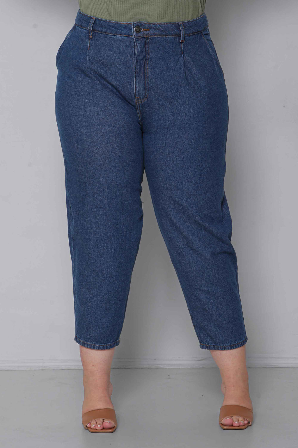 Calça Feminina Jeans Baggy com Pence Padrão a Plus sem Elastano