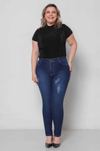 Calça Feminina Jeans Skinny Padrão a Plus com Elastano