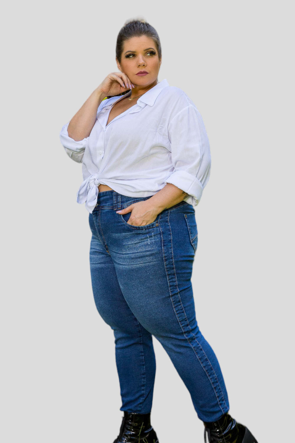 Calça Jeans Feminina Cigarrete Plus Size