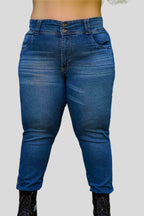 Calça Jeans Feminina Cigarrete Plus Size