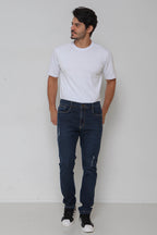 Calça Jeans Masculina Skinny Escura com Puídos