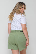 Short Sarja Feminino Mom Clochard Colorido com Cinto Plus Size