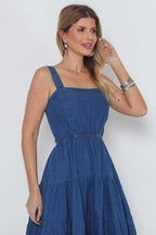 Vestido Jeans Clássico com Alças e Elástico Cintura