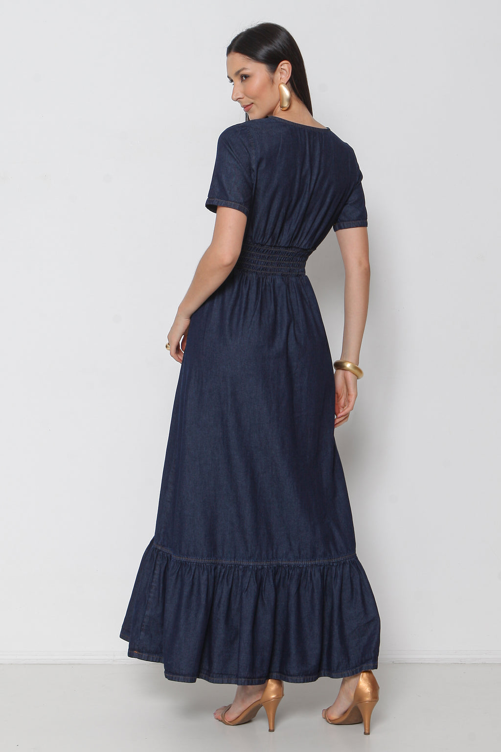 Vestido Longo Jeans com Elástico Cintura e Manga Curta