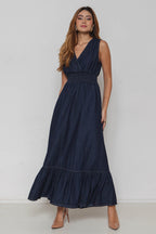 Vestido Longo Jeans com Elástico Cintura sem Manga