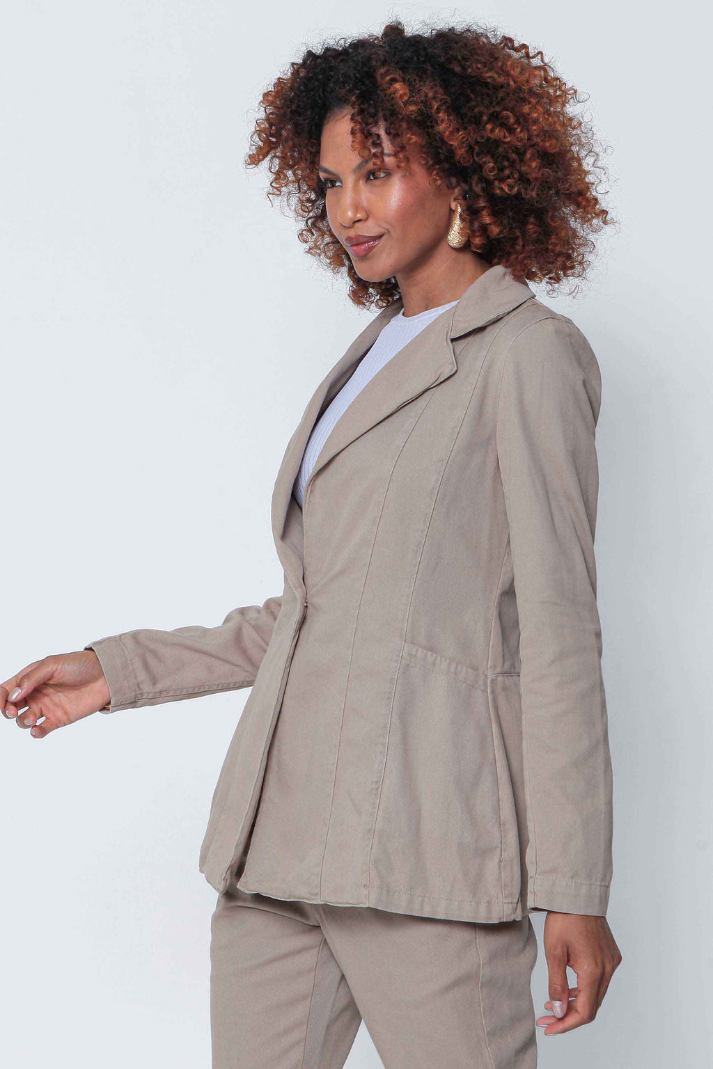 Blazer Feminino Sarja Cáqui Botão Único