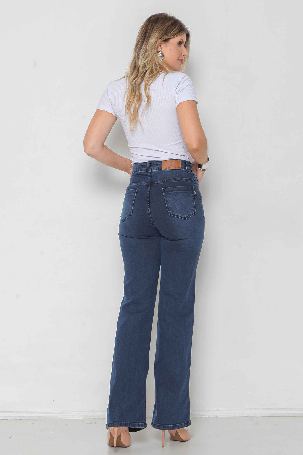 Calça Feminina Jeans Wide Leg Escura Padrão ao Plus com Elastano