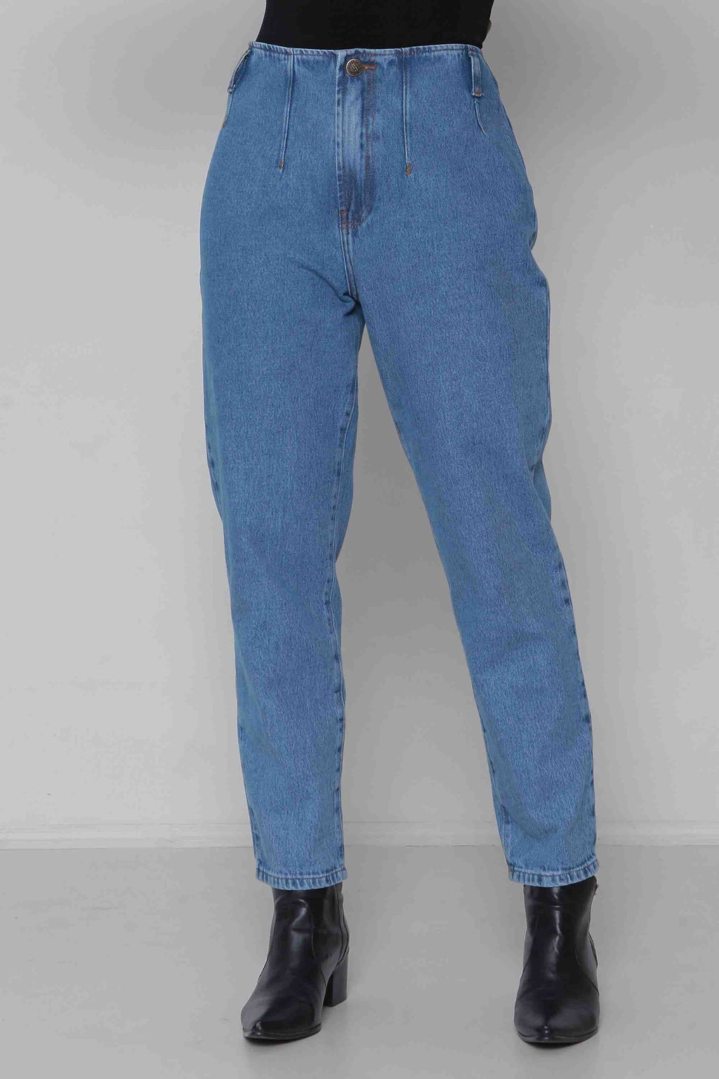 Calça Jeans Feminina Mom Alfaiataria Padrão a Plus sem Elastano