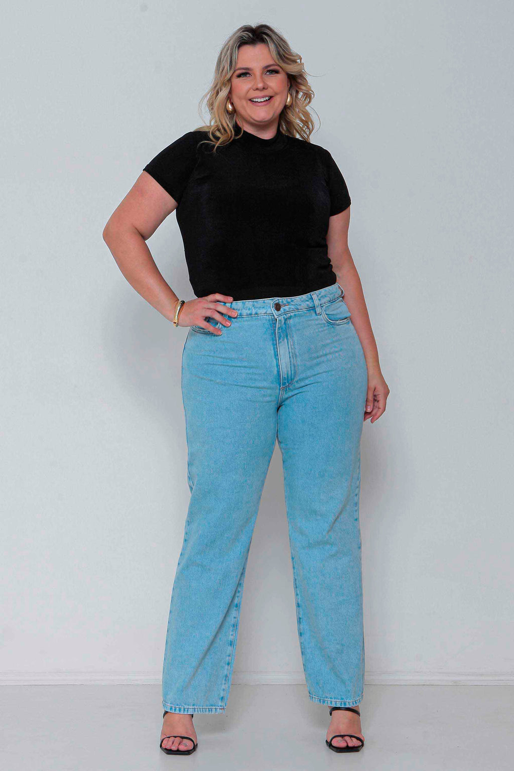 Calça Feminina Jeans Reta