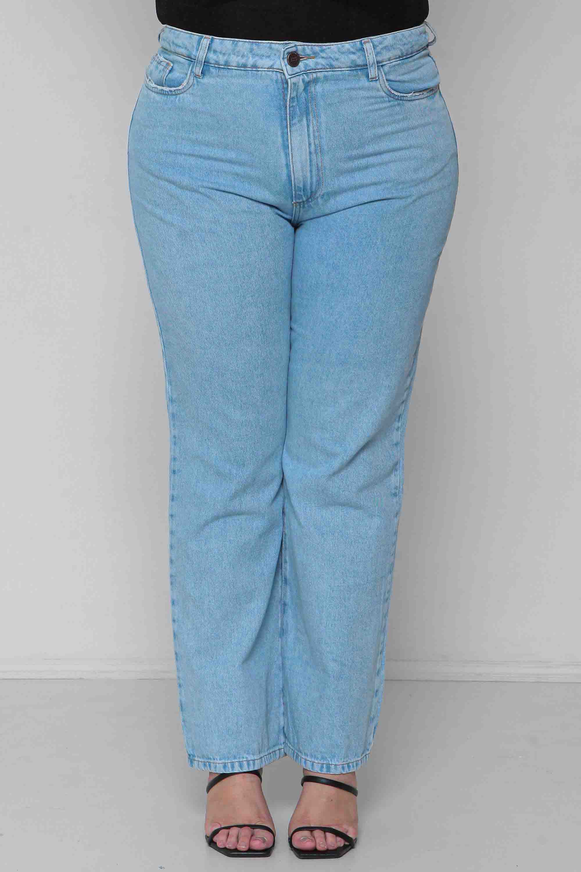 Calça Feminina Jeans Reta