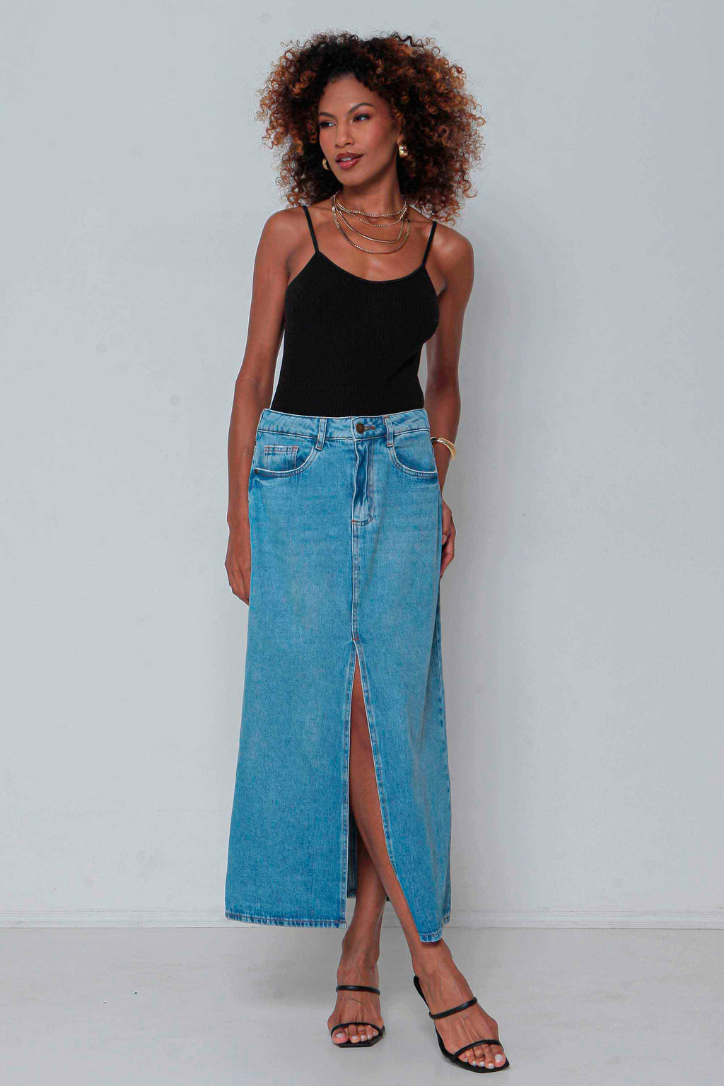 Saia Jeans Midi Fenda Frontal Padrão a Plus sem Elastano