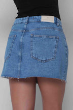 Saia Jeans Mini Recorte Frontal Barra a Fio sem Elastano