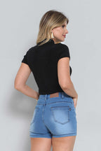 Short Feminino Jeans Claro com Elastano
