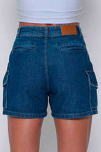 Shorts Jeans Feminino Cargo com Cordão