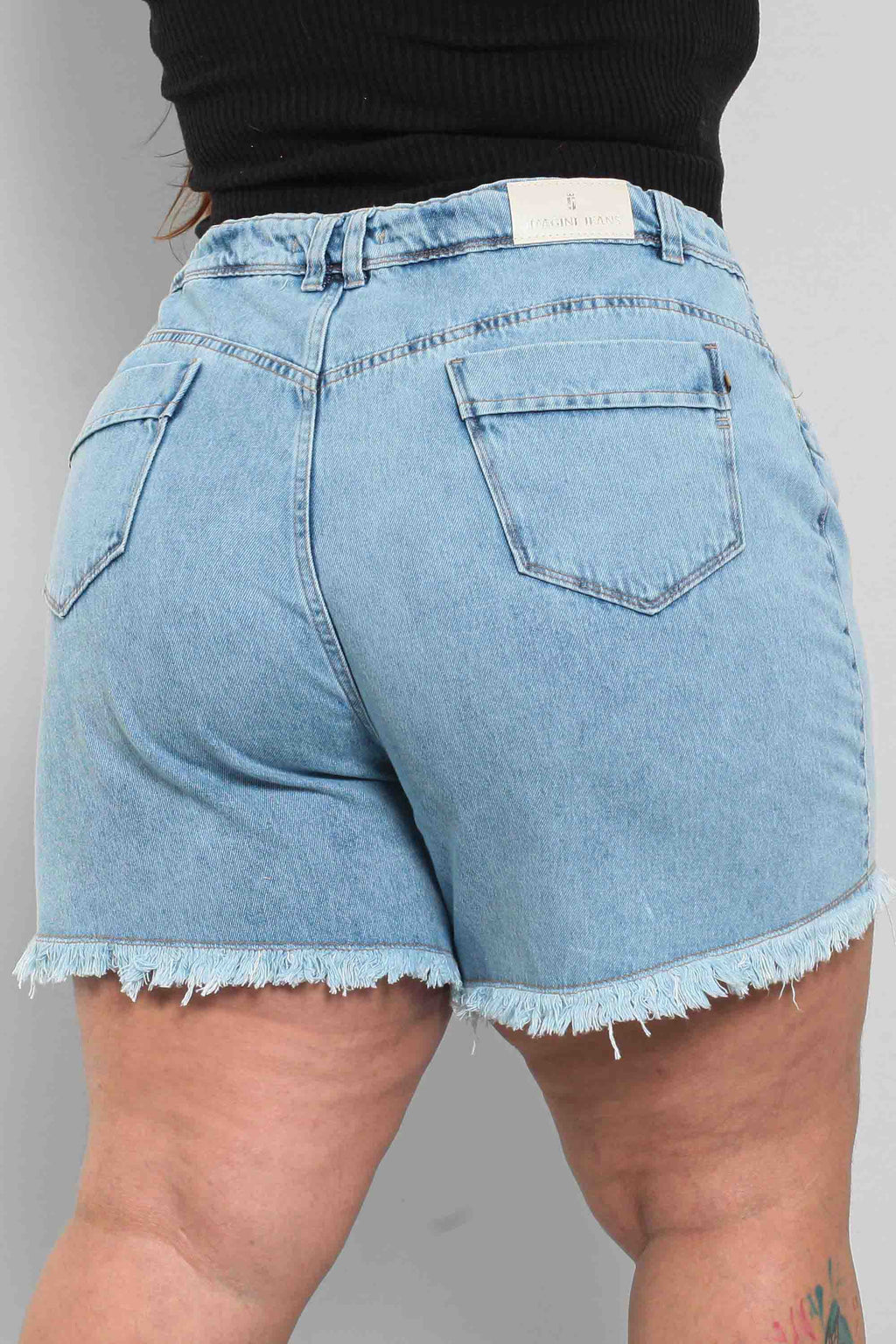Shorts Jeans Feminino Mom Plus SIze com Cordão