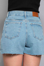 Short Feminino Jeans Mom Barra a Fio