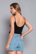 Short Feminino Jeans Mom Barra a Fio